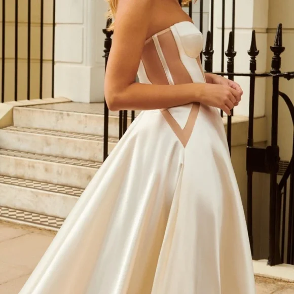 Jae by Galia Lahav Wedding Dress with gloves